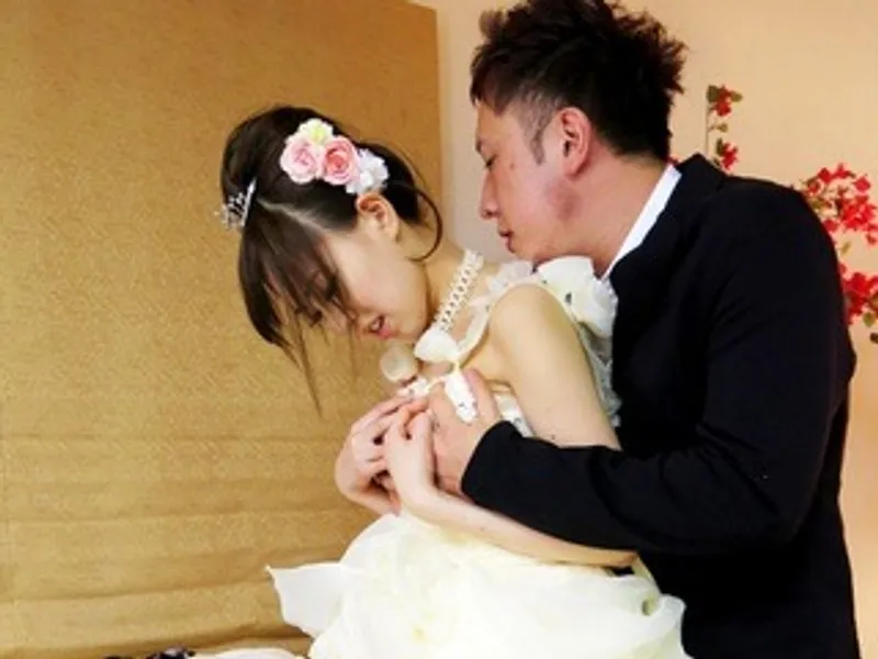 Cô dâu bị sếp ép làm tình trong đêm trước ngày cưới